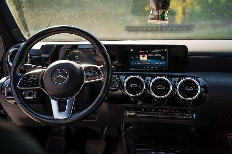 Usata Mercedes A180 116 CV (85 kW) 2021 Berlina