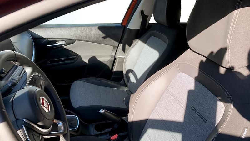 Usata Fiat Tipo Cross 131 CV (96 kW) 2023 Nero Berlina