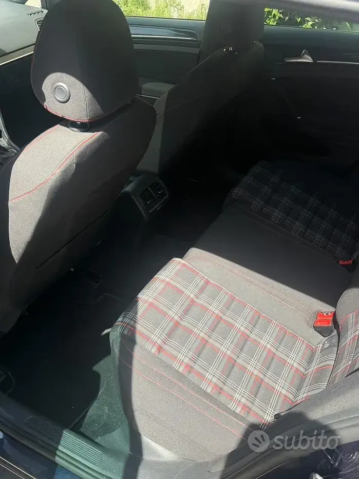 Usata VW Golf VII GTI 245 CV (180 kW) 2016 Blu Berlina