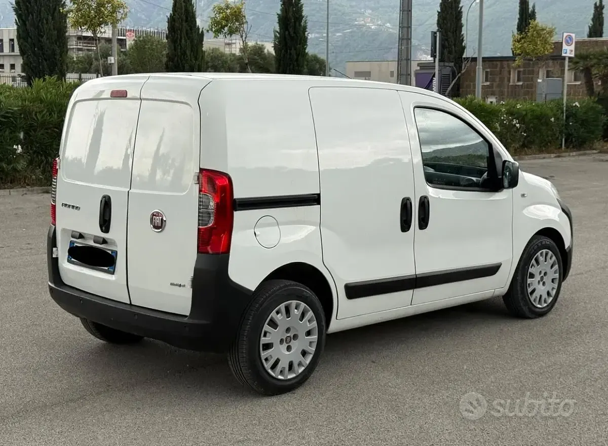 Usata Fiat Fiorino 75 CV (55 kW) 2015 Bianco Monovolume