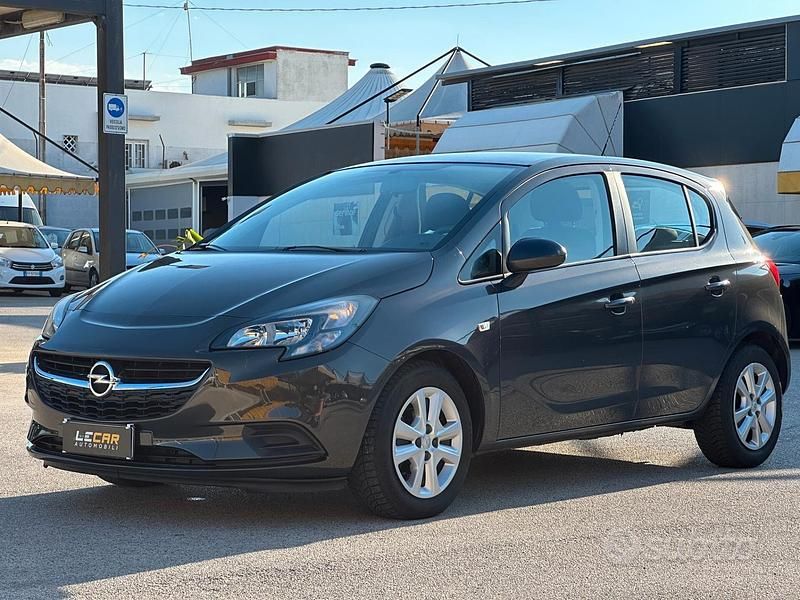 Usata Opel Corsa 90 CV (66 kW) 2016 Grigio Berlina