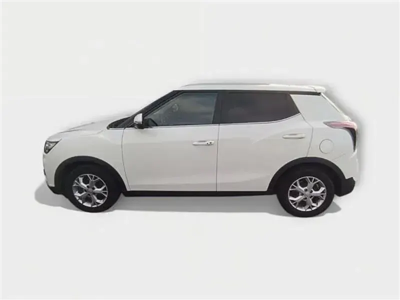 Usata SsangYong Tivoli 128 CV (94 kW) 2022 Bianco SUV