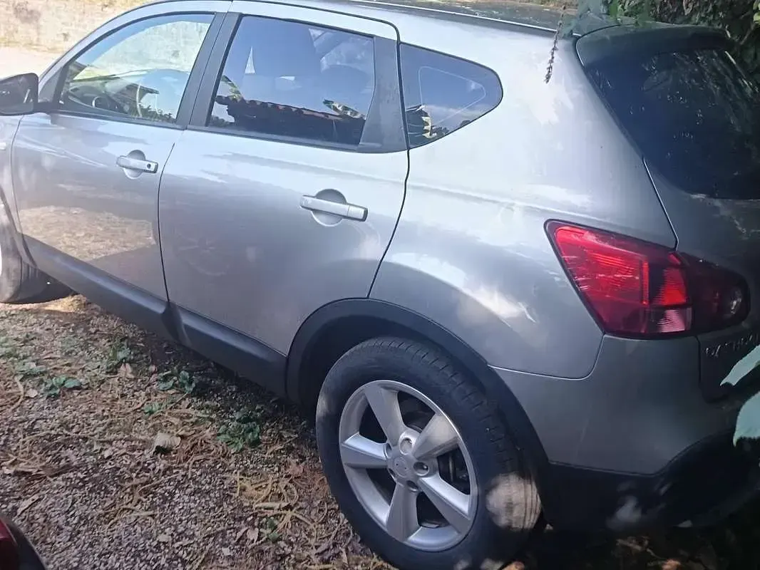 Usata Nissan Qashqai Acenta 110 CV (80 kW) 2009 Argento SUV
