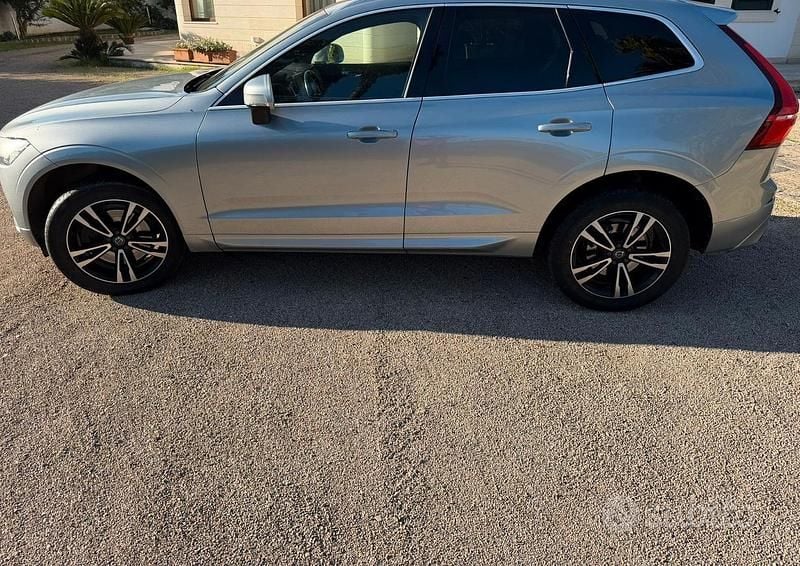 Usata Volvo XC60 R-Design 235 CV (172 kW) 2017 SUV