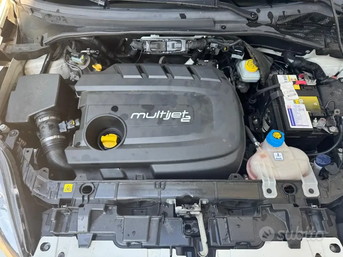 Usata Fiat Punto 95 CV (69 kW) 2017 Bianco Utilitaria