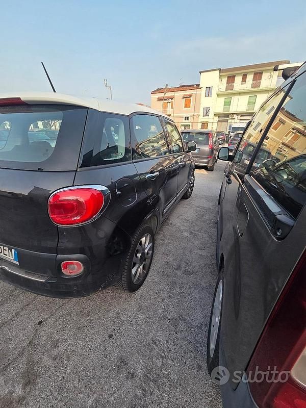 Usata Fiat 500L Living 80 CV (58 kW) 2014 Nero Monovolume