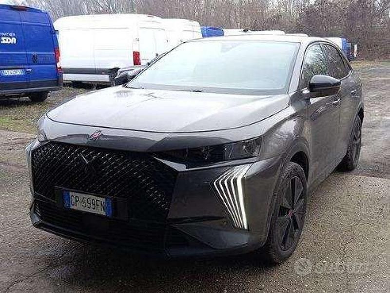 Usata DS Automobiles DS7 Crossback Performance 131 CV (96 kW) 2023 Grigio SUV
