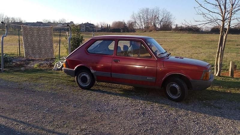 Usata Fiat 127 45 CV (33 kW) 1983 Berlina
