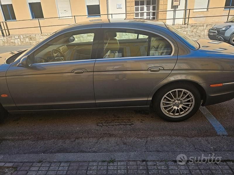 Usata Jaguar S-Type S 207 CV (152 kW) 2006 Nero Berlina
