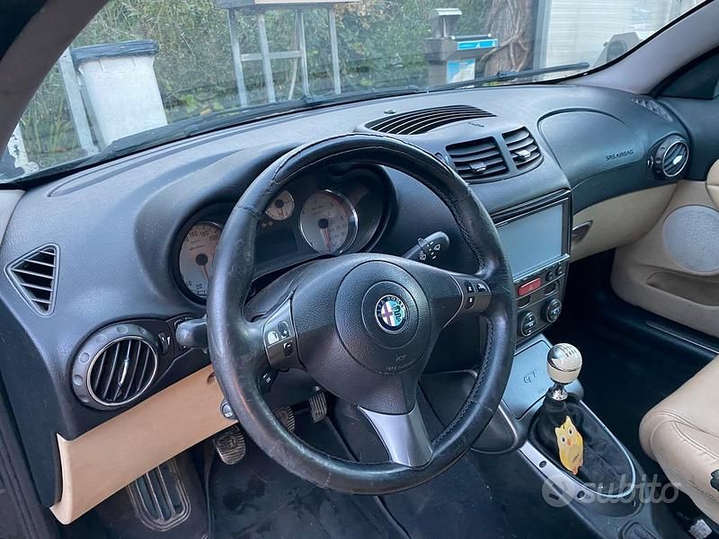 Usata Alfa Romeo GT 150 CV (110 kW) 2007 Nero Coupé