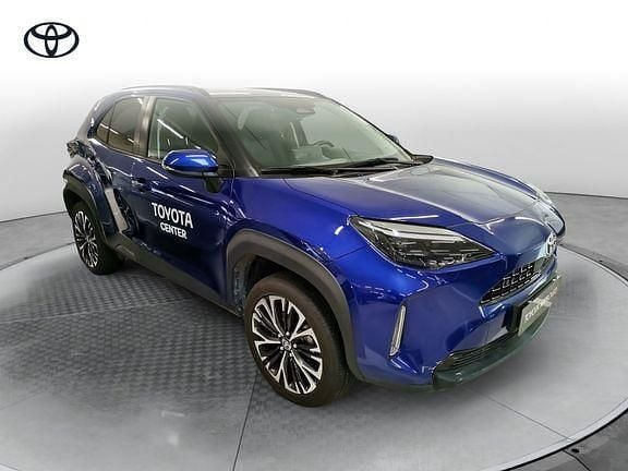 Usata Toyota Yaris Cross Lounge 130 CV (95 kW) 2024 Blu SUV