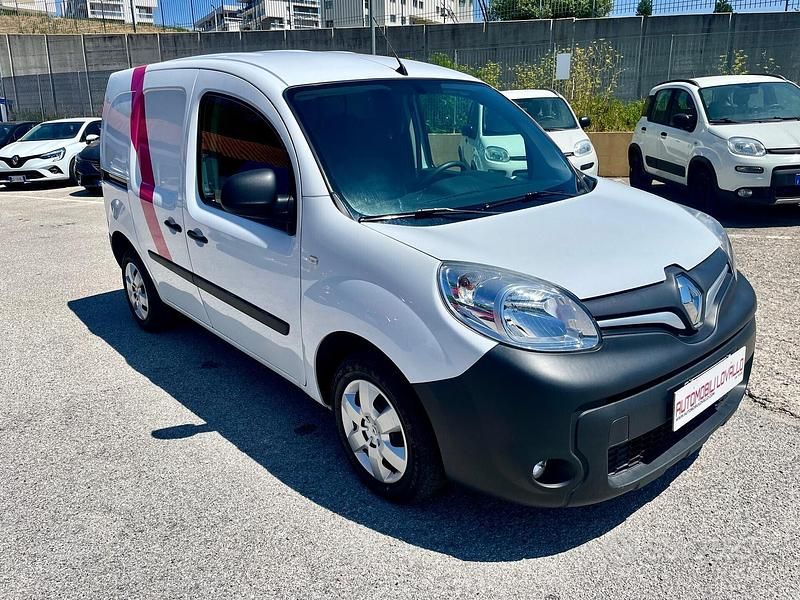 Usata Renault Kangoo 95 CV (69 kW) 2020 Bianco Monovolume