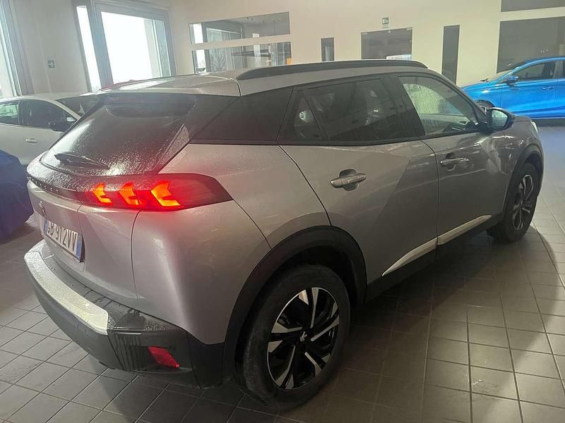Usata Peugeot 2008 Allure 102 CV (75 kW) 2020 Grigio SUV