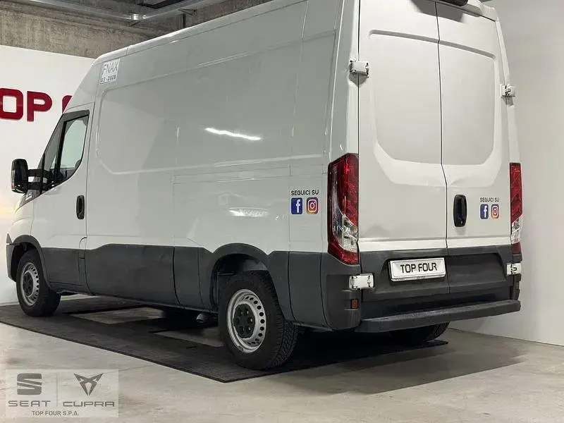 Usata Iveco Daily 135 CV (99 kW) 2019