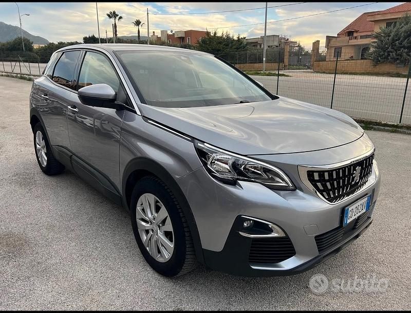 Usata Peugeot 3008 131 CV (96 kW) 2022 Grigio SUV