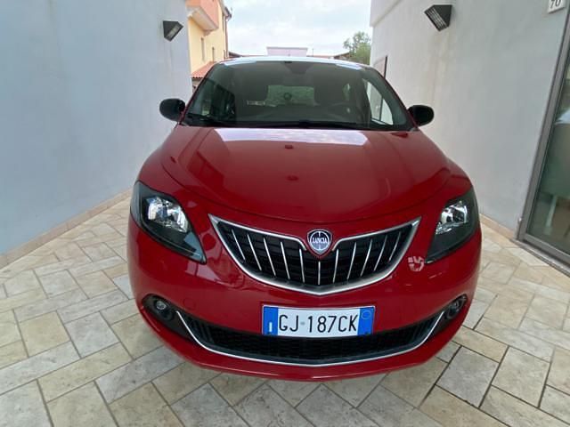 Usata Lancia Ypsilon S 69 CV (50 kW) 2022 Rosso Utilitaria