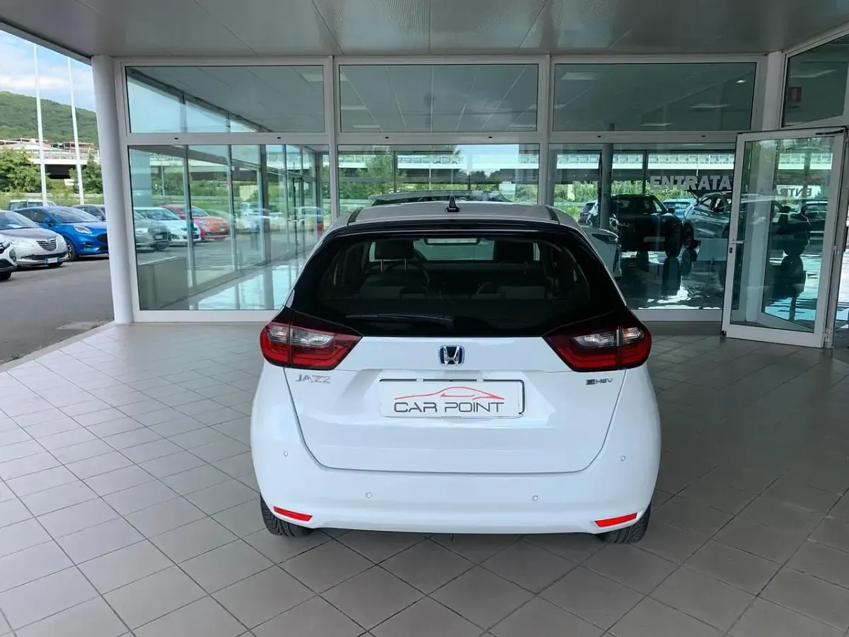 Usata Honda Jazz Elegance 97 CV (71 kW) 2022 Bianco Utilitaria