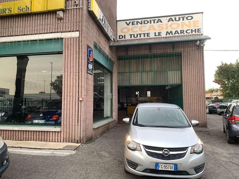 Argento Usata 2016 Opel Karl Due volumi | 6000 € (Ottimo prezzo) - Immagine 1/4
