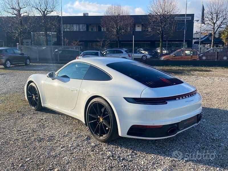 Usata Porsche 911 Carrera 385 CV (283 kW) 2020 Bianco pastello Coupé