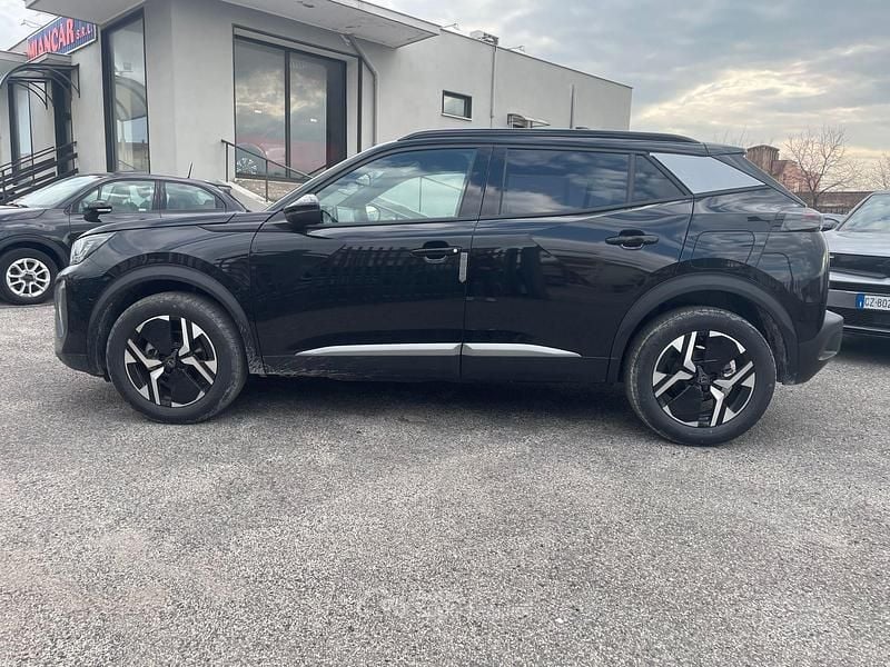 Neu Peugeot 2008 Allure 101 PS (74 kW) 2026 Schwarz SUV