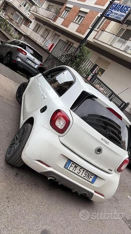 Usata Smart ForFour Brabus 2018 Bianco Utilitaria