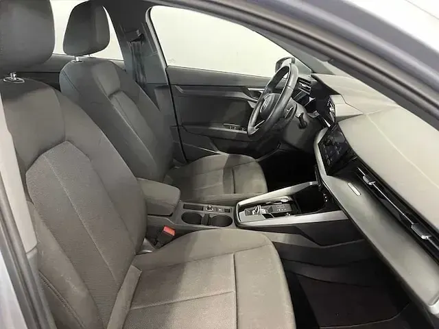 Usata Audi A3 Advanced Plus 150 CV (110 kW) 2021 Argento floret metallizzato Berlina