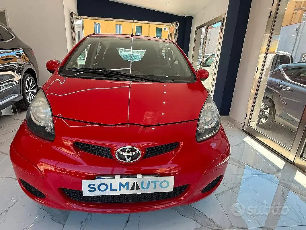 Usata Toyota Aygo Edition 68 CV (50 kW) 2010 Utilitaria