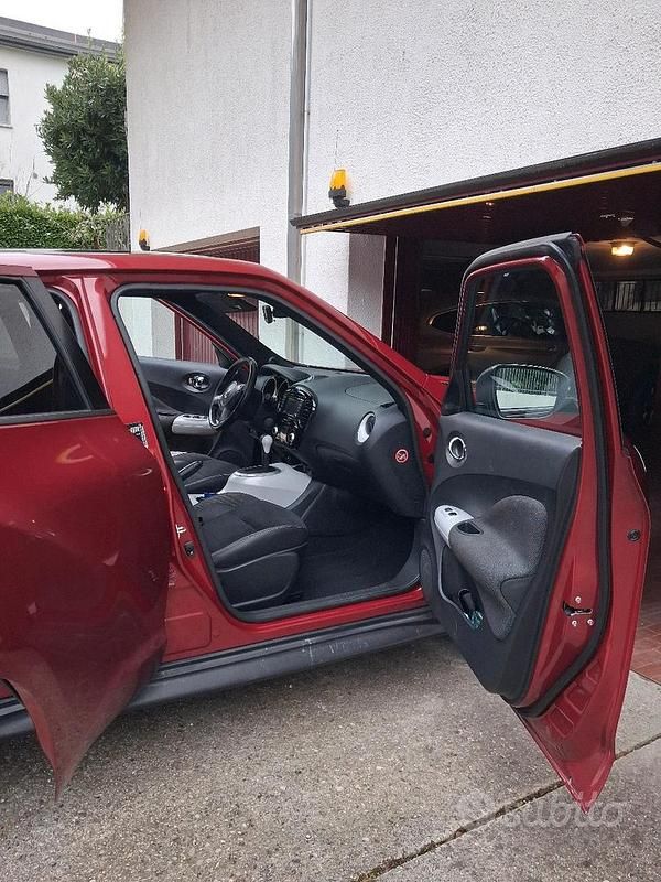 Usata Nissan Juke 117 CV (86 kW) 2017 Rosso SUV