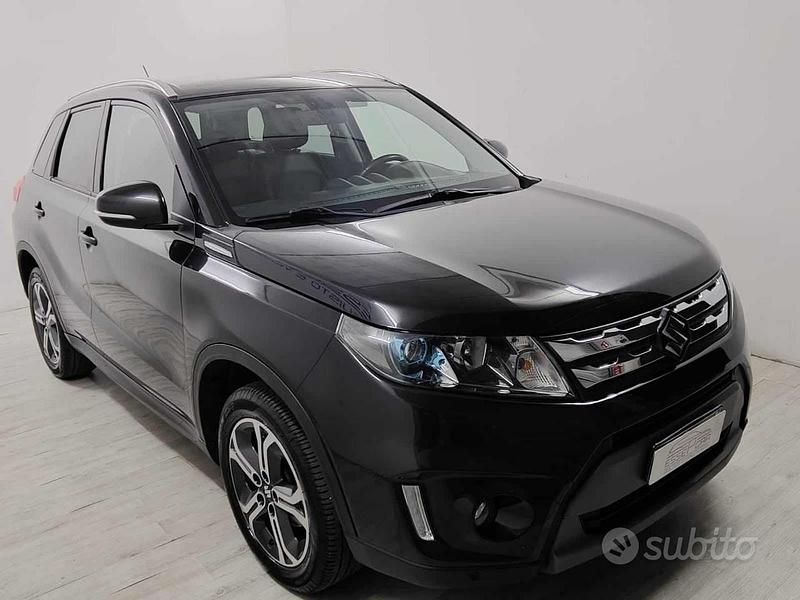 Usata Suzuki Vitara 120 CV (88 kW) 2018 Nero SUV