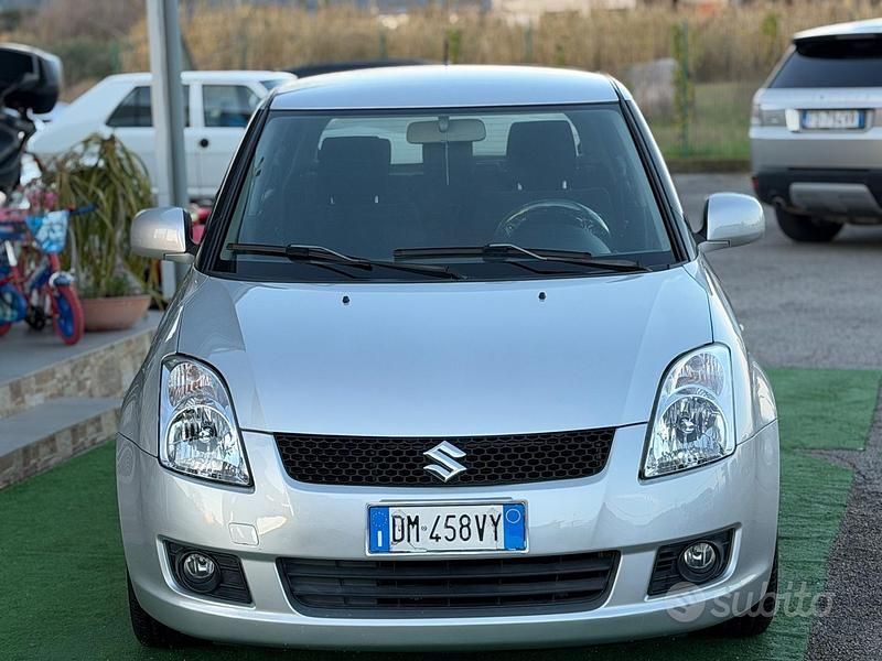 Usata Suzuki Swift 92 CV (67 kW) 2008 Grigio Berlina