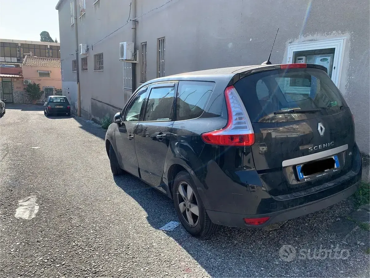 Usata Renault Scenic E-Tech 130 CV (95 kW) 2011 Nero Monovolume