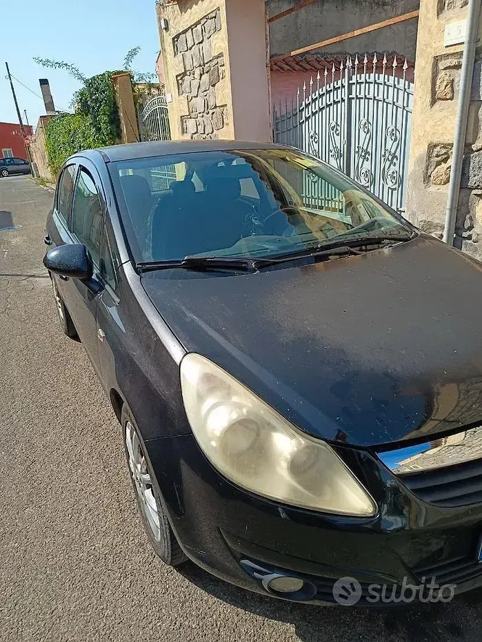 Usata Opel Corsa 75 CV (55 kW) 2009 Nero Utilitaria
