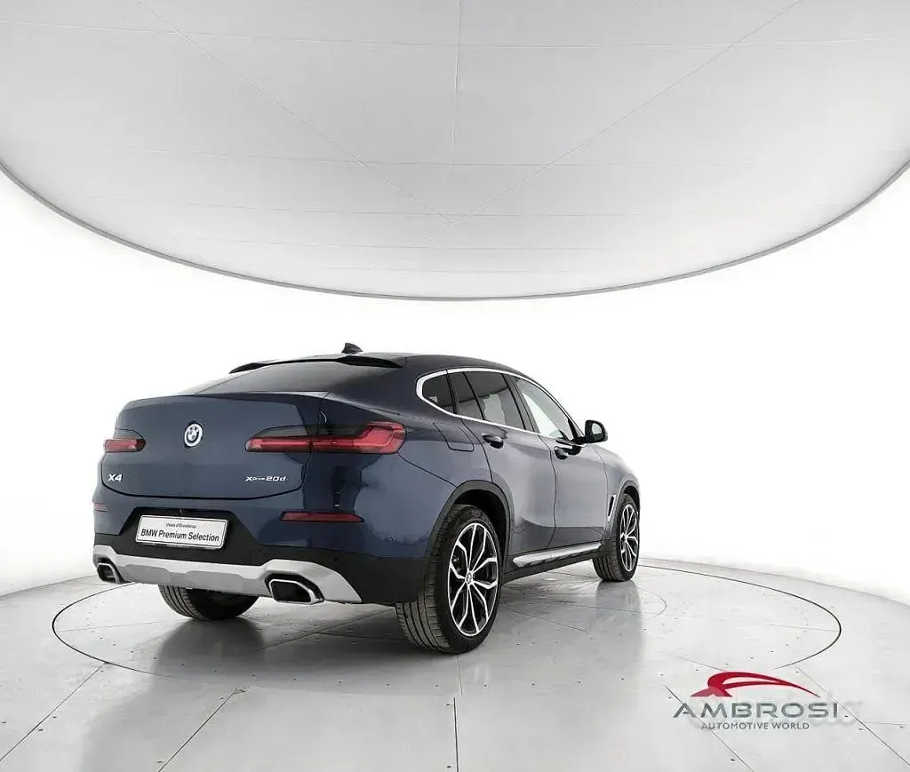Usata BMW X4 Comfort Edition 190 CV (139 kW) 2022 Blu SUV