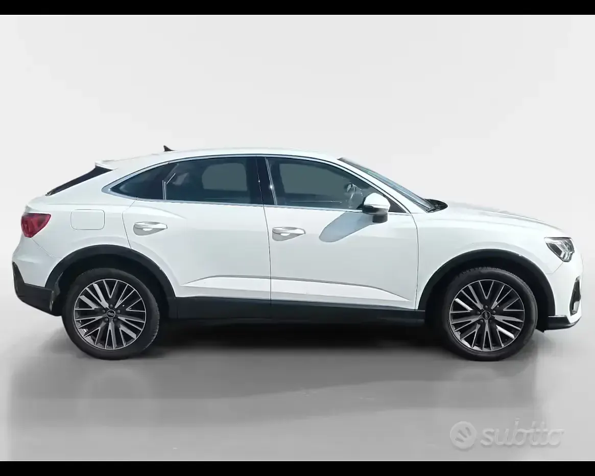 Usata Audi Q3 Sportback Business Plus 150 CV (110 kW) 2021 Bianco SUV