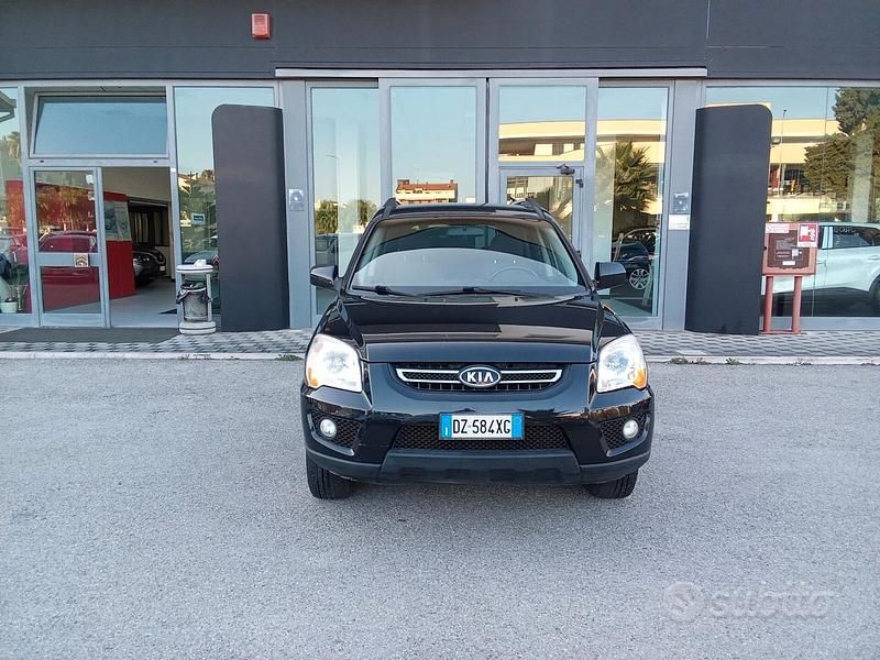 Usata Kia Sportage Active 141 CV (103 kW) 2010 Nero SUV