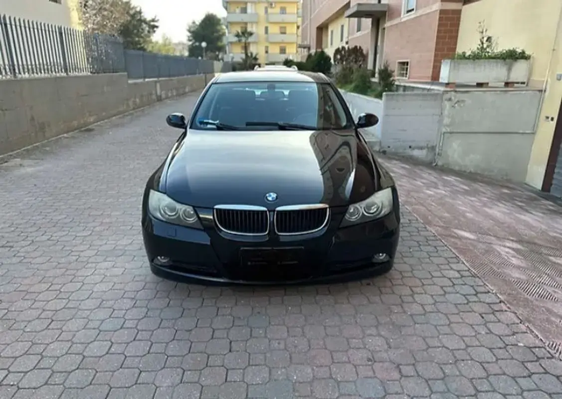 Usata BMW 320 M Sport 163 CV (119 kW) 2006 Nero Berlina