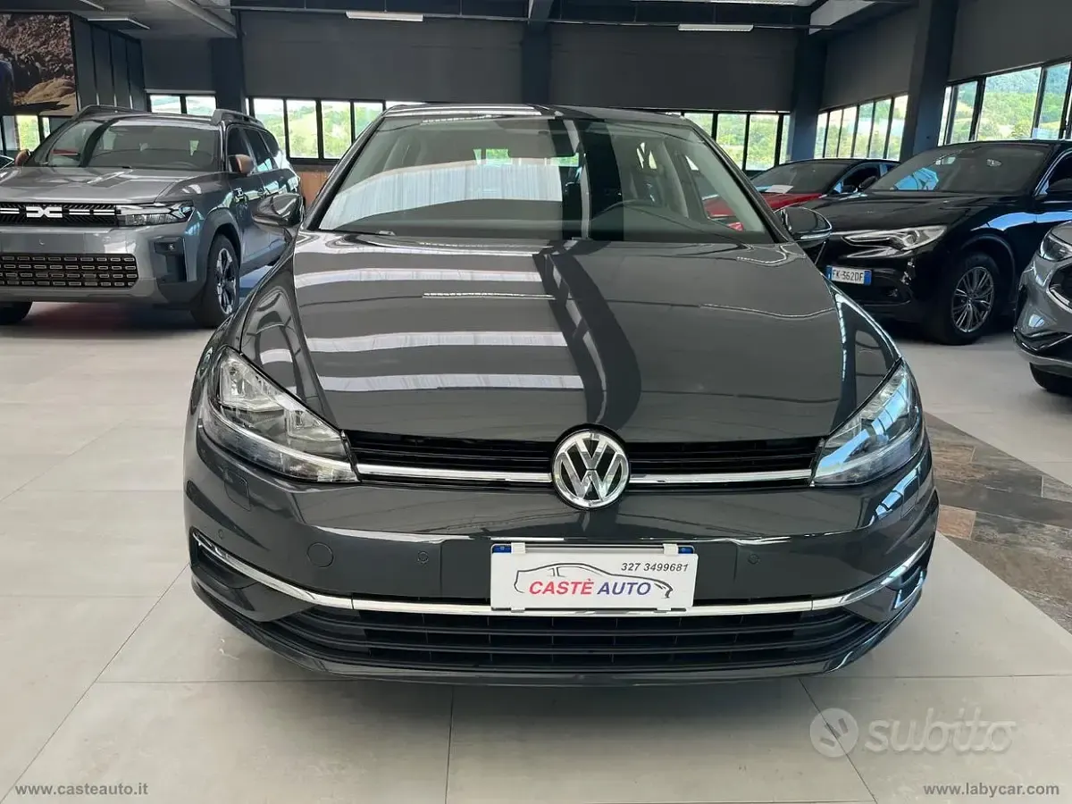 Usata VW Golf VII Sport 116 CV (85 kW) 2019 Grigio Berlina