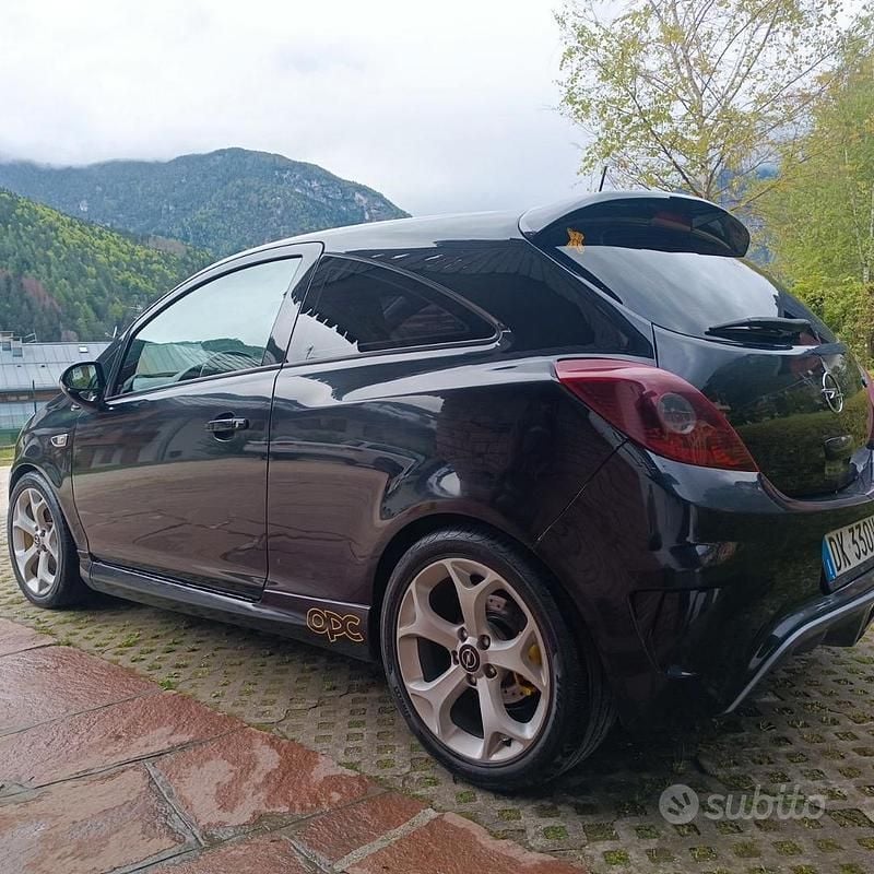 Usata Opel Corsa OPC 192 CV (141 kW) 2008 Utilitaria