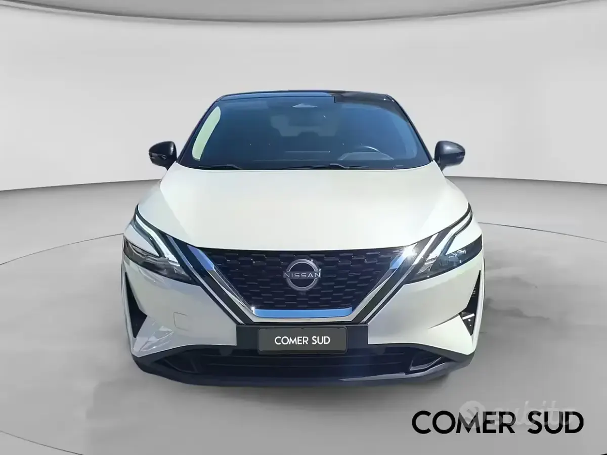 Usata Nissan Qashqai N-Connecta 140 CV (102 kW) 2023 Bianco SUV