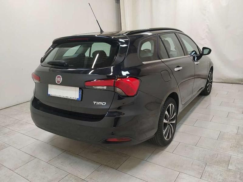 Usata Fiat Tipo Lounge 120 CV (88 kW) 2017 Nero pastello Station wagon