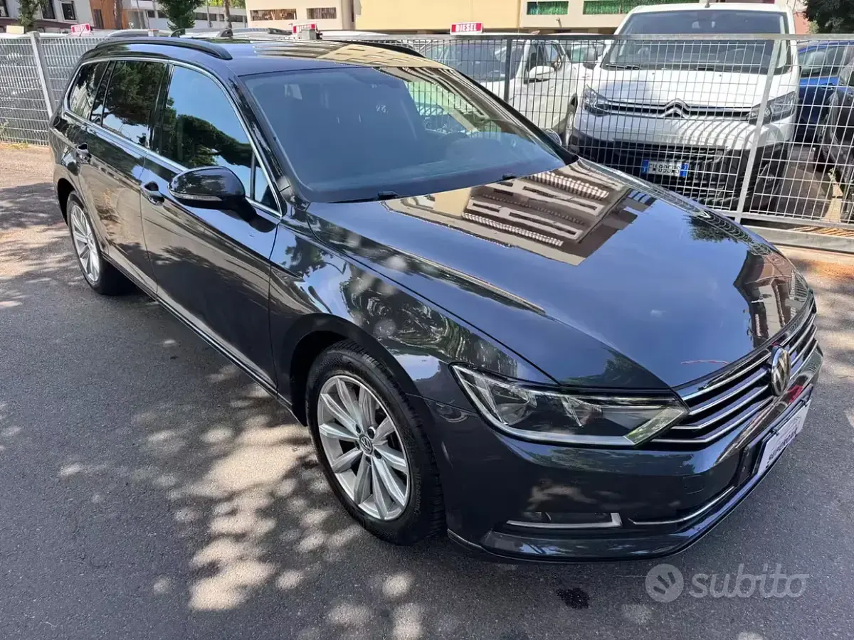 Usata VW Passat 150 CV (110 kW) 2019 Grigio Station wagon