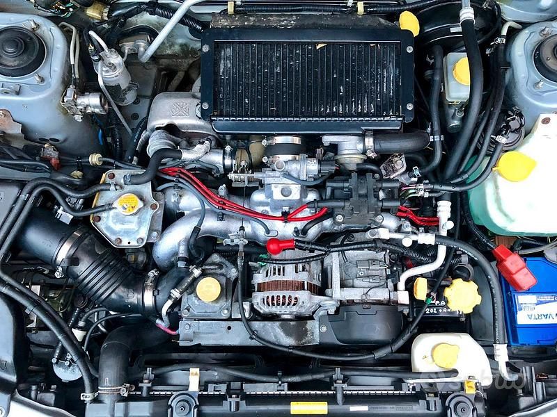 Usata Subaru Forester 1999 Grigio SUV