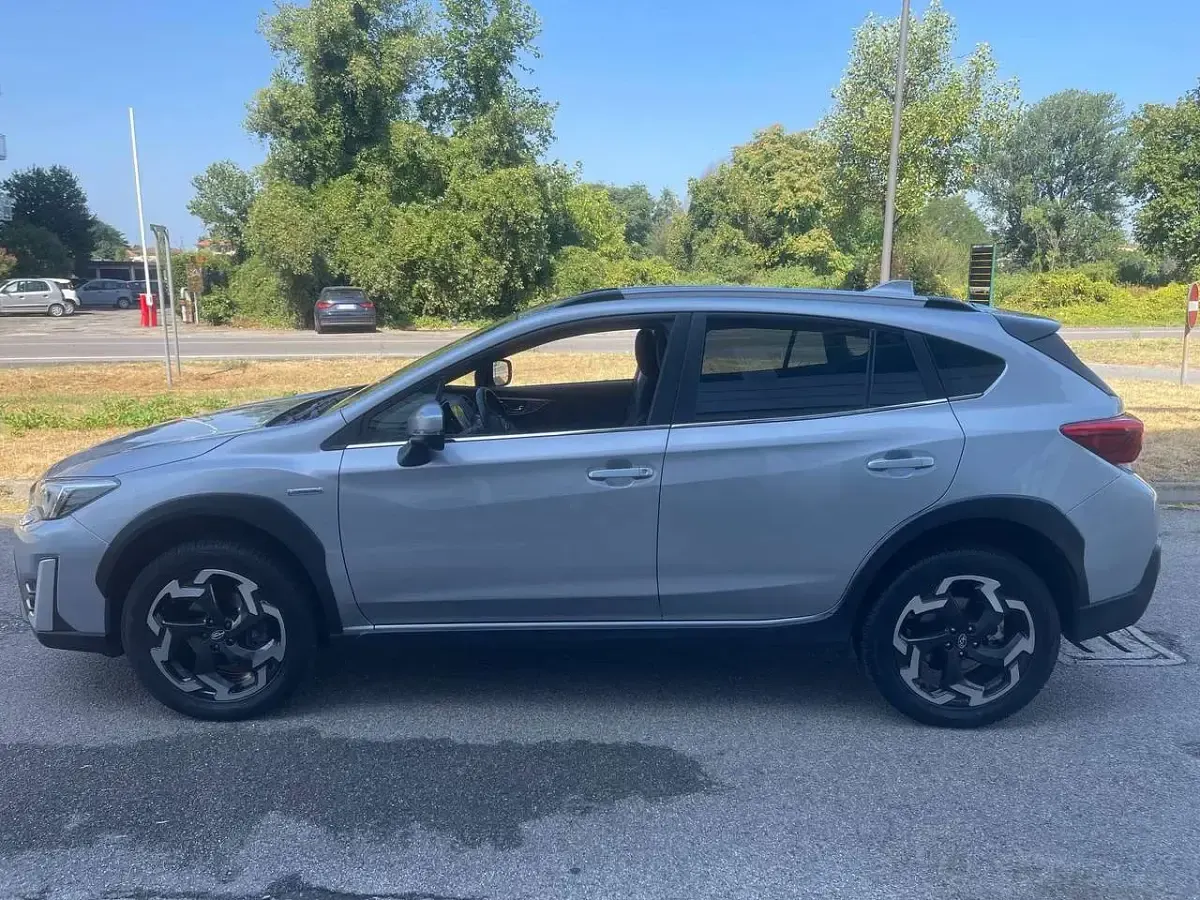 Usata Subaru XV Style 150 CV (110 kW) 2022 Argento SUV