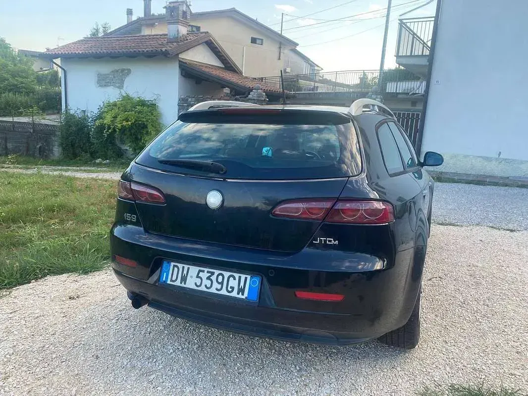Usata Alfa Romeo 159 Distinctive 170 CV (125 kW) 2009 Nero Station wagon