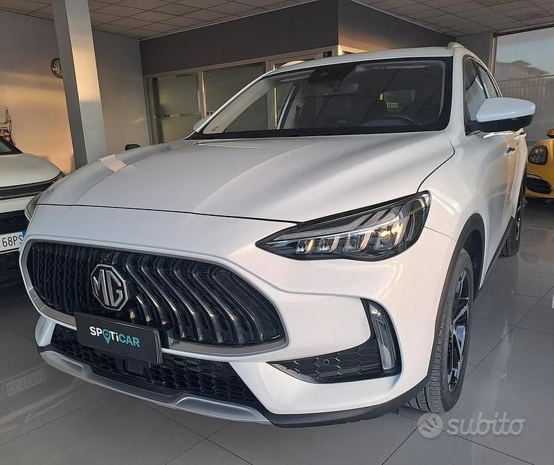 Usata MG HS Luxury 161 CV (118 kW) 2023 Bianco SUV