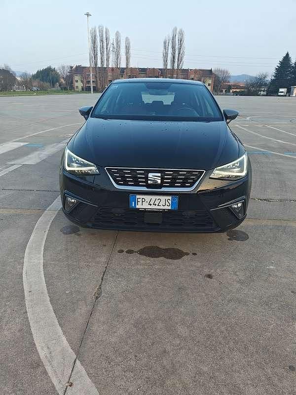 Usata Seat Ibiza XCELLENCE 90 CV (66 kW) 2018 Nero Utilitaria