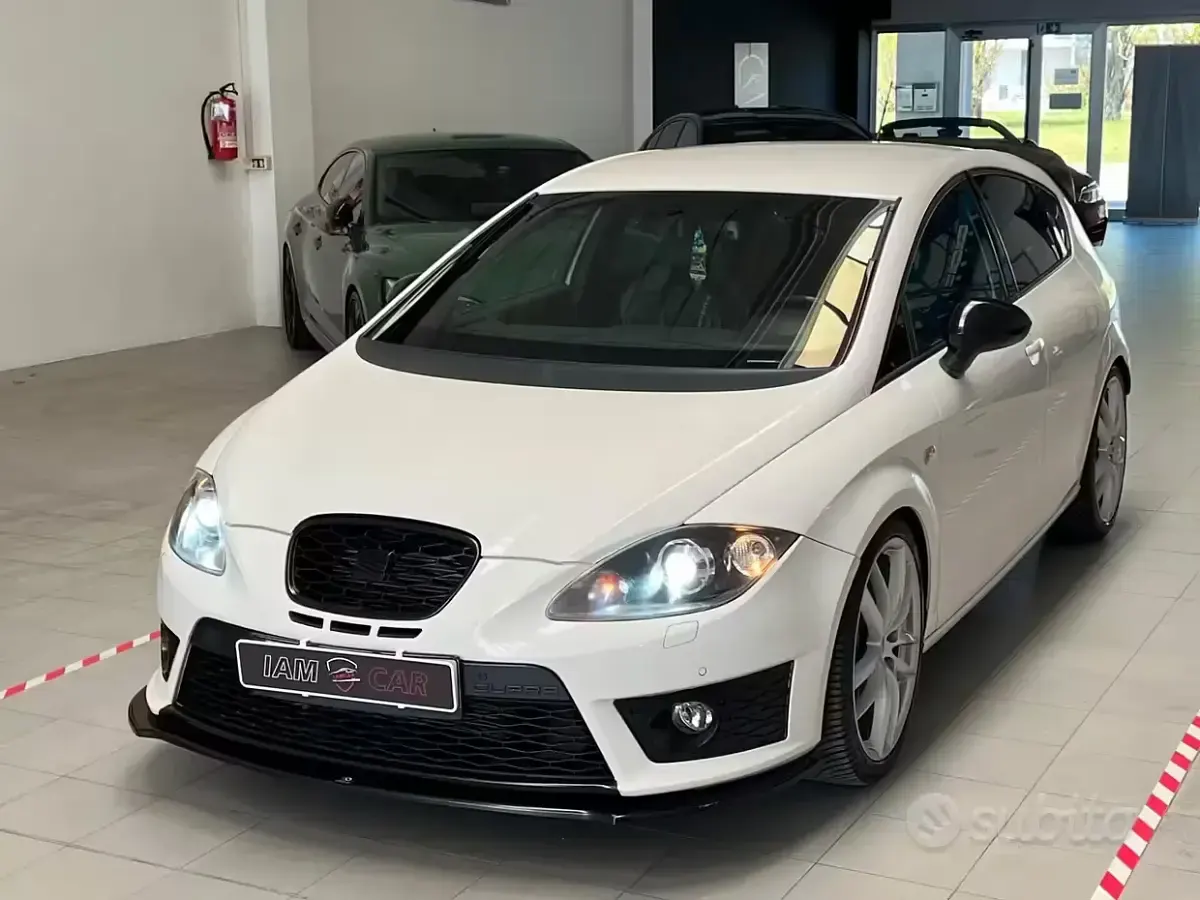 Usata Seat Leon CUPRA 265 CV (194 kW) 2011 Bianco Utilitaria