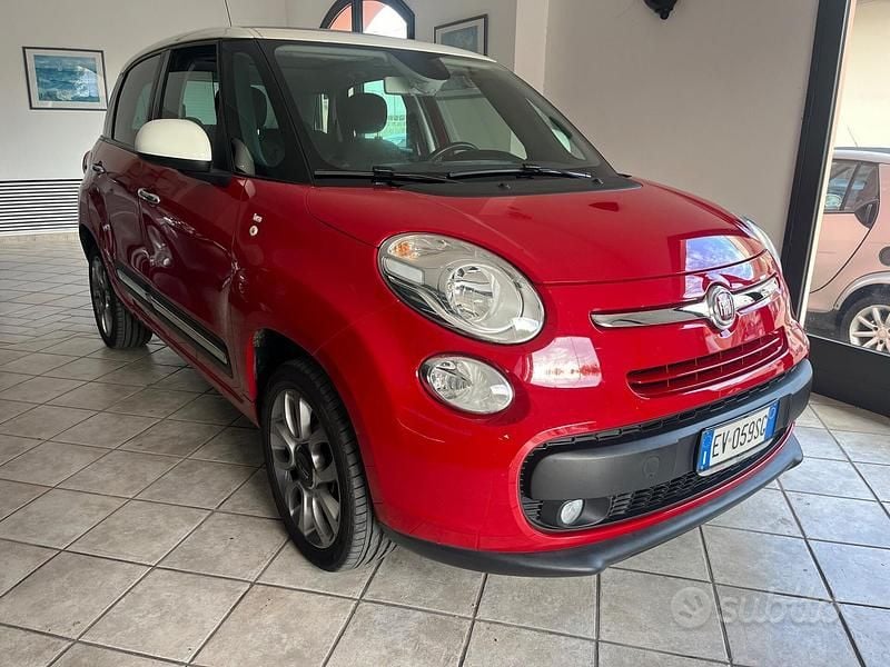 Usata Fiat 500L Living 80 CV (58 kW) 2014 Rosso Monovolume
