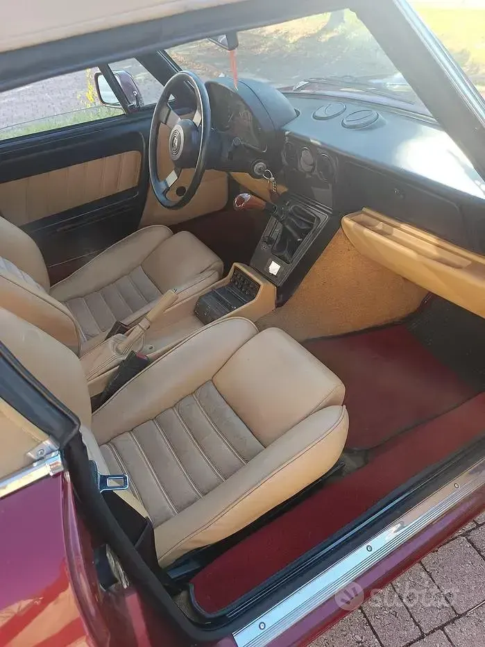Usata Alfa Romeo Spider 106 CV (77 kW) 1992 Rosso Cabrio