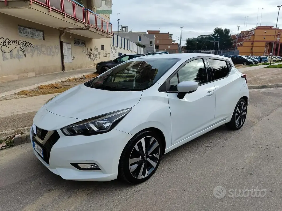 Usata Nissan Micra 90 CV (66 kW) 2017 Bianco Utilitaria